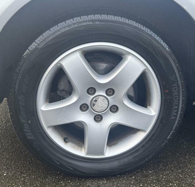 Volkswagen Caravelle Beige #17