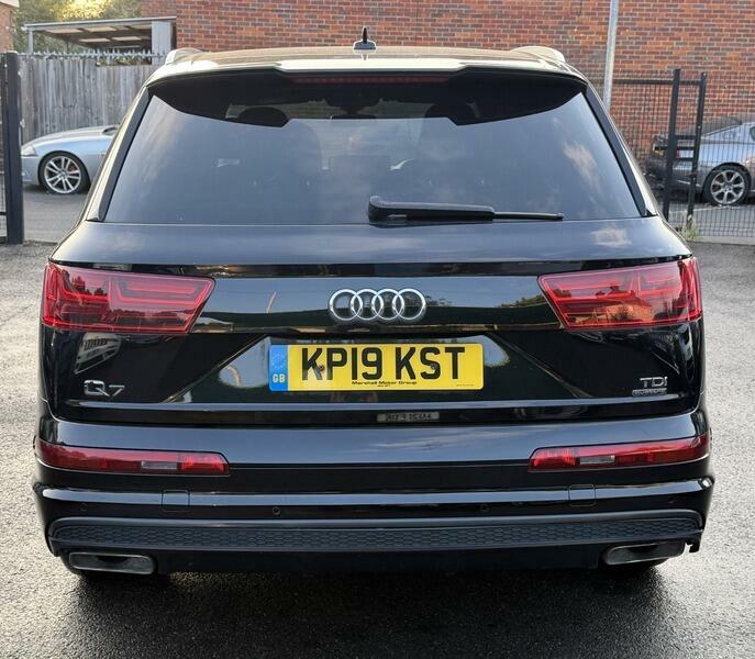 Audi Q7 3.0 Tdi V6 50 S Line Tiptronic Quattro Euro 6 Ss Black #4