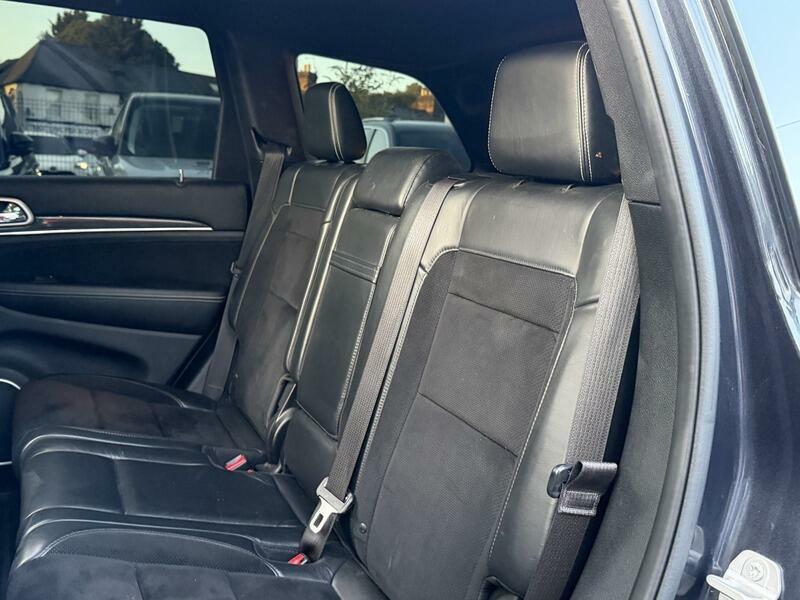 Jeep Grand Cherokee 3.0 Crd Summit Red #65