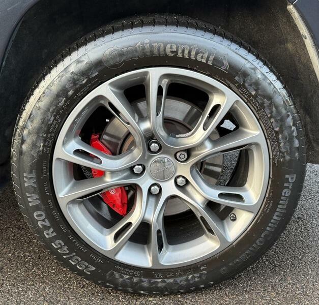 Jeep Grand Cherokee 3.0 Crd Summit Red #24