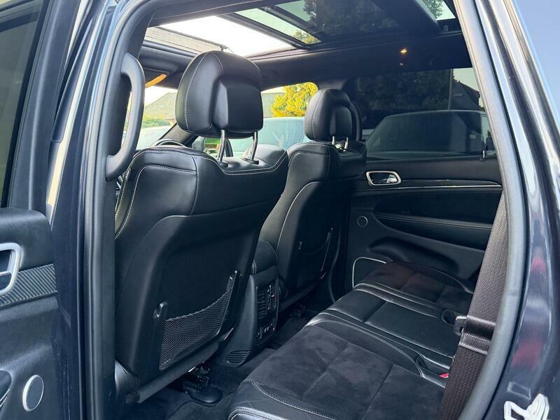 Jeep Grand Cherokee 3.0 Crd Summit Red #61