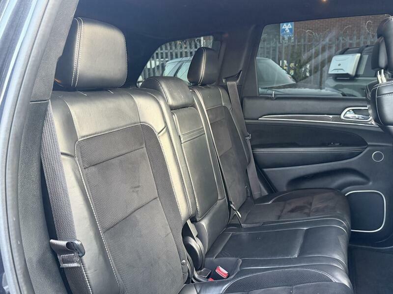 Jeep Grand Cherokee 3.0 Crd Summit Red #64
