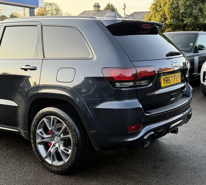 Jeep Grand Cherokee 3.0 Crd Summit Red #11