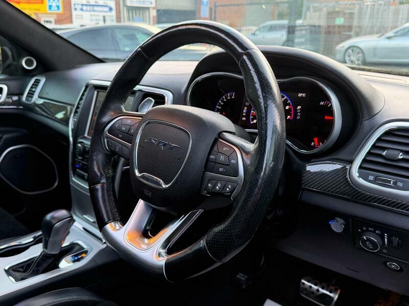 Jeep Grand Cherokee 3.0 Crd Summit Red #52