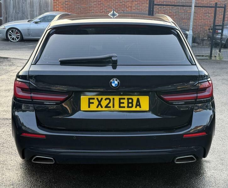 BMW 5 Series 3.0 530D Mht Se Touring Steptronic Xdrive Euro 6 Black #4