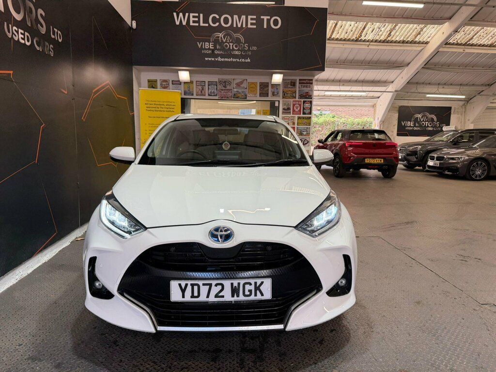 Toyota Yaris 1.5 Vvt-h Excel E-cvt Euro 6 Ss YD72WGK White #2