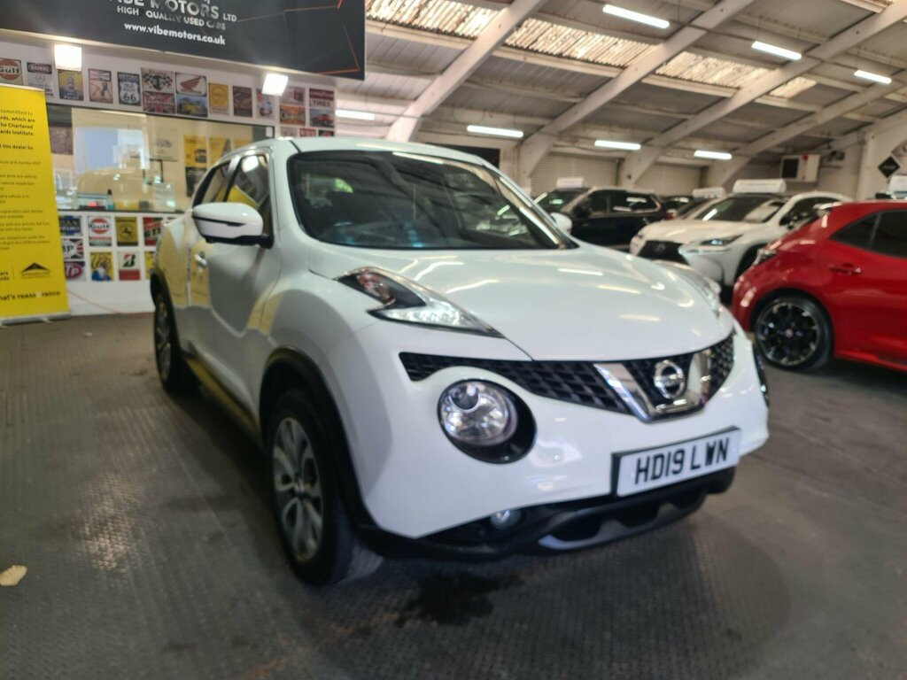 Nissan Juke 1.6 Tekna Xtron Euro 6 HD19LWN White #3