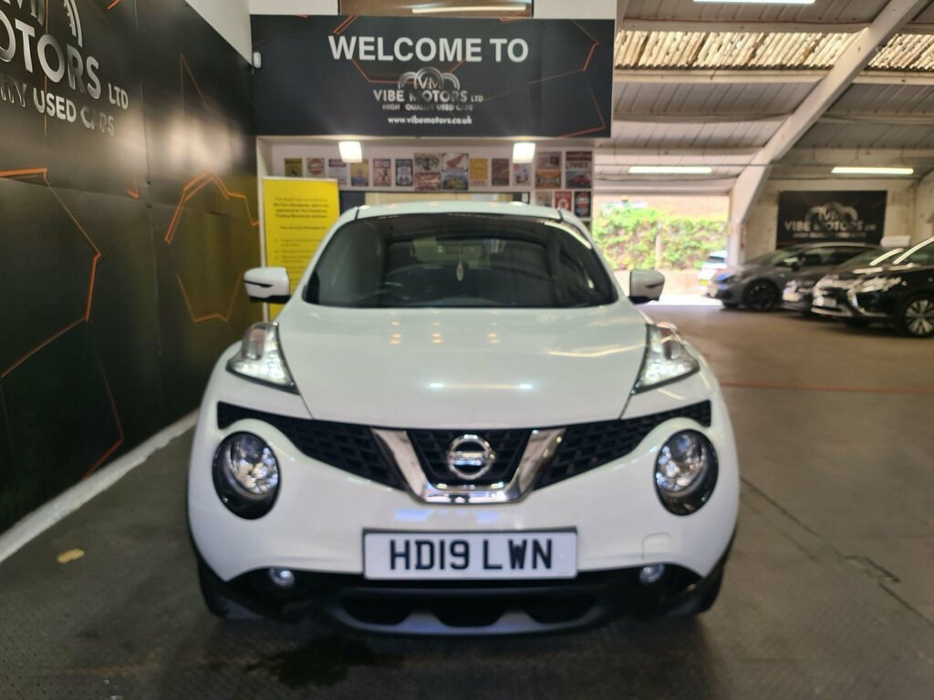 Nissan Juke 1.6 Tekna Xtron Euro 6 HD19LWN White #2
