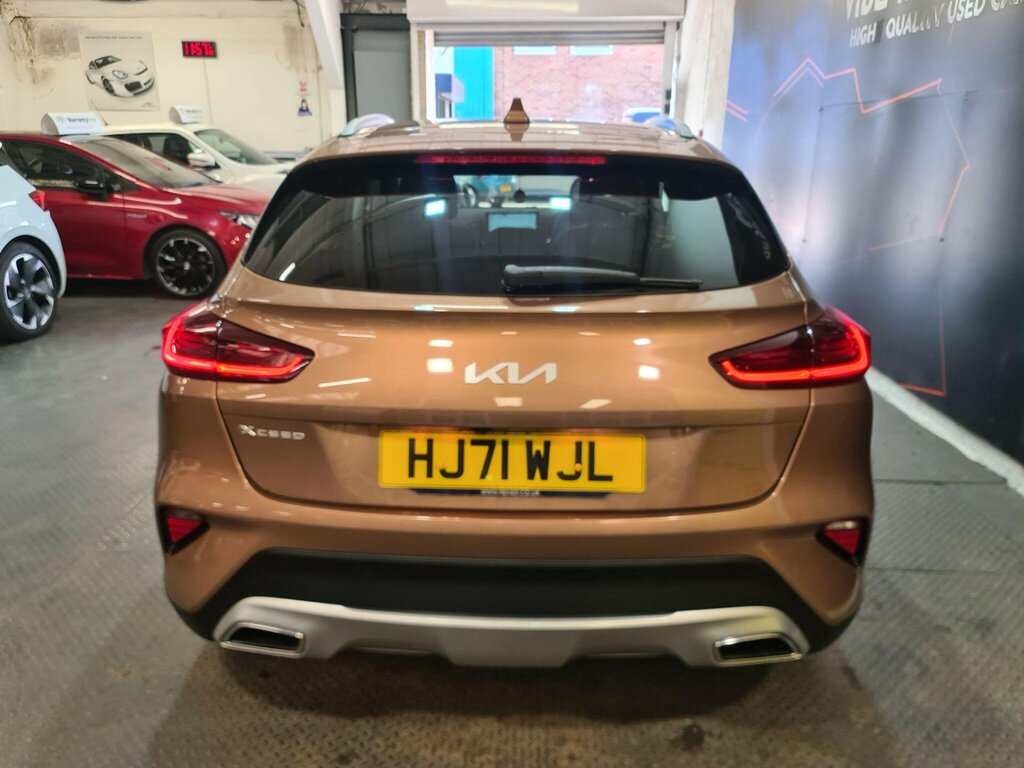 Kia Xceed 1.5 T-gdi 3 Dct Euro 6 Ss Brown #6