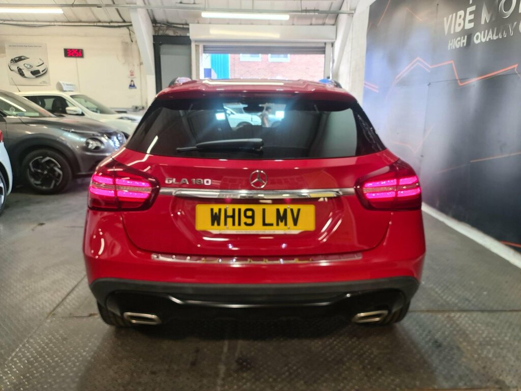 Mercedes-Benz GLA Class 1.6 Gla180 Urban Edition 7G-dct Euro 6 Ss Red #5