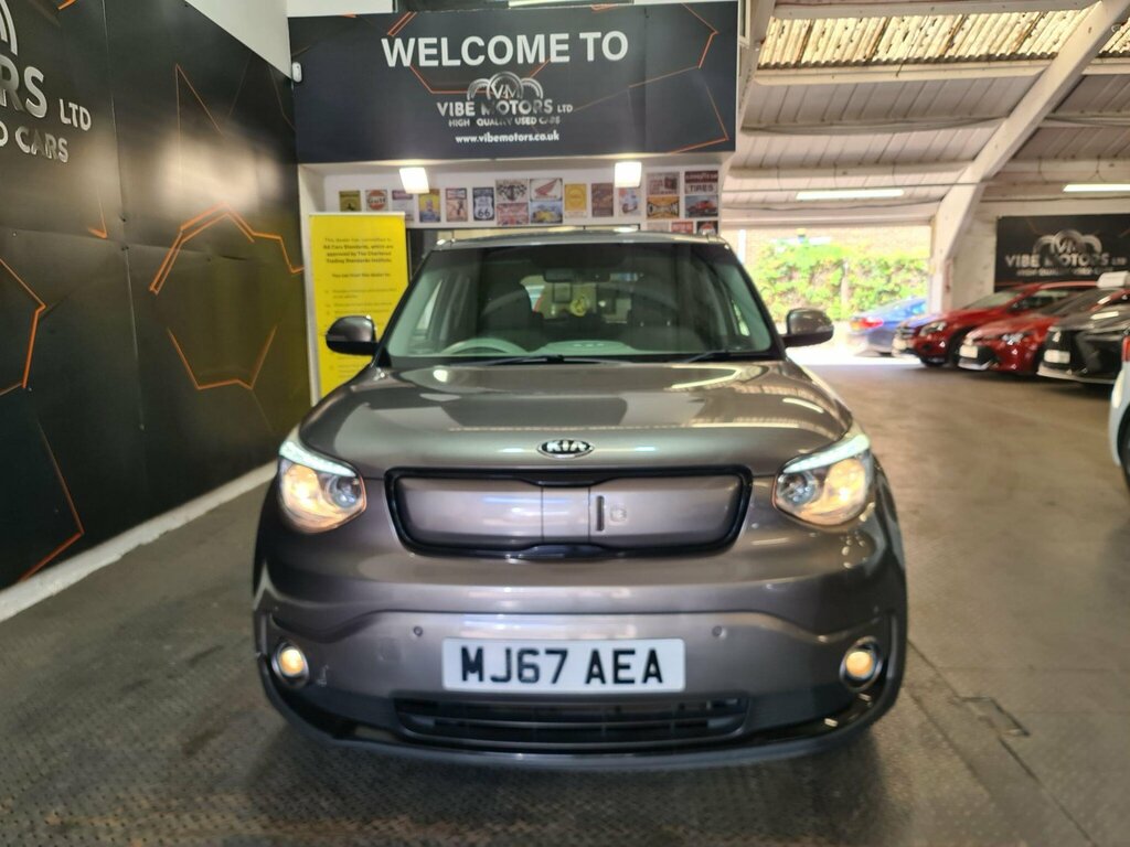 Kia Soul 30Kwh Ev Silver #2