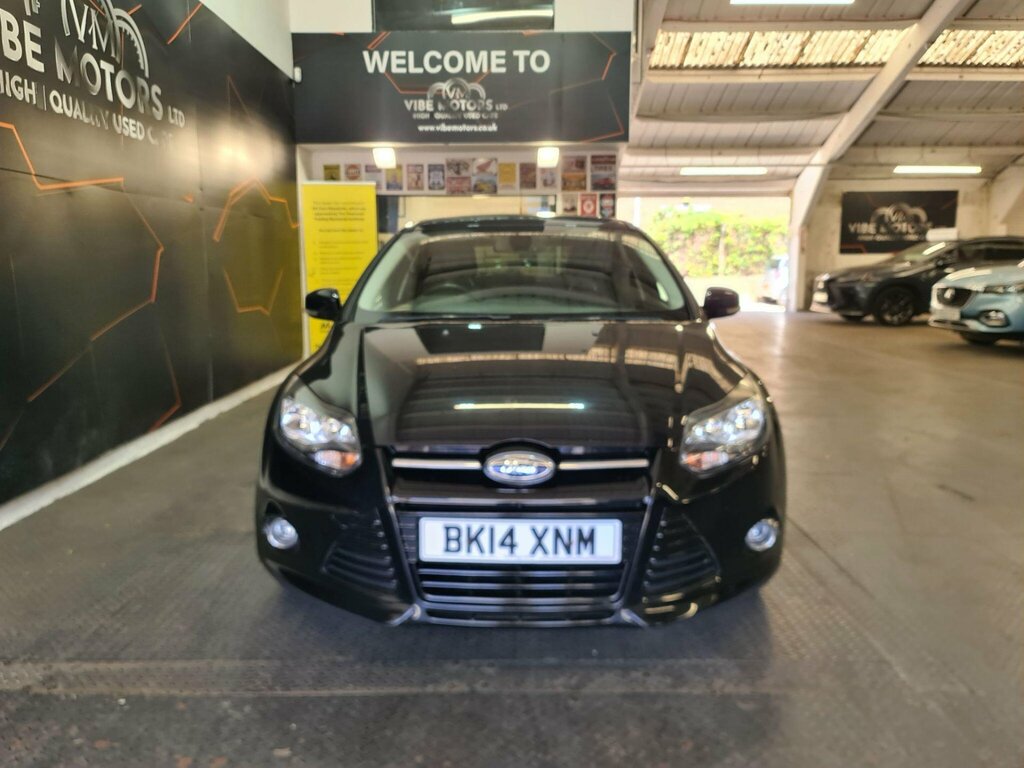 Ford Focus 1.0T Ecoboost Titanium Navigator Euro 5 Ss Black #2