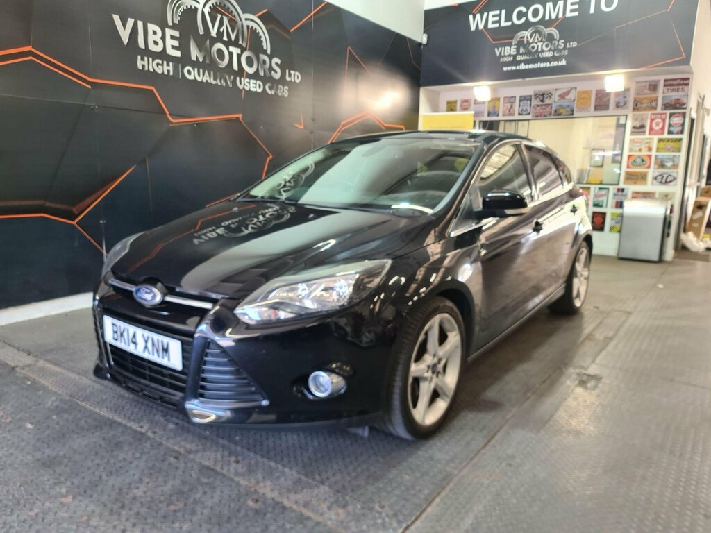 Ford Focus 1.0T Ecoboost Titanium Navigator Euro 5 Ss Black