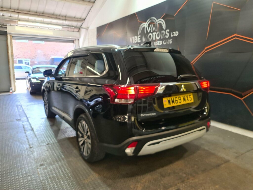 Mitsubishi Outlander 2.0 Mivec Design Cvt 4Wd Euro 6 Ss WM69MXS Black #5