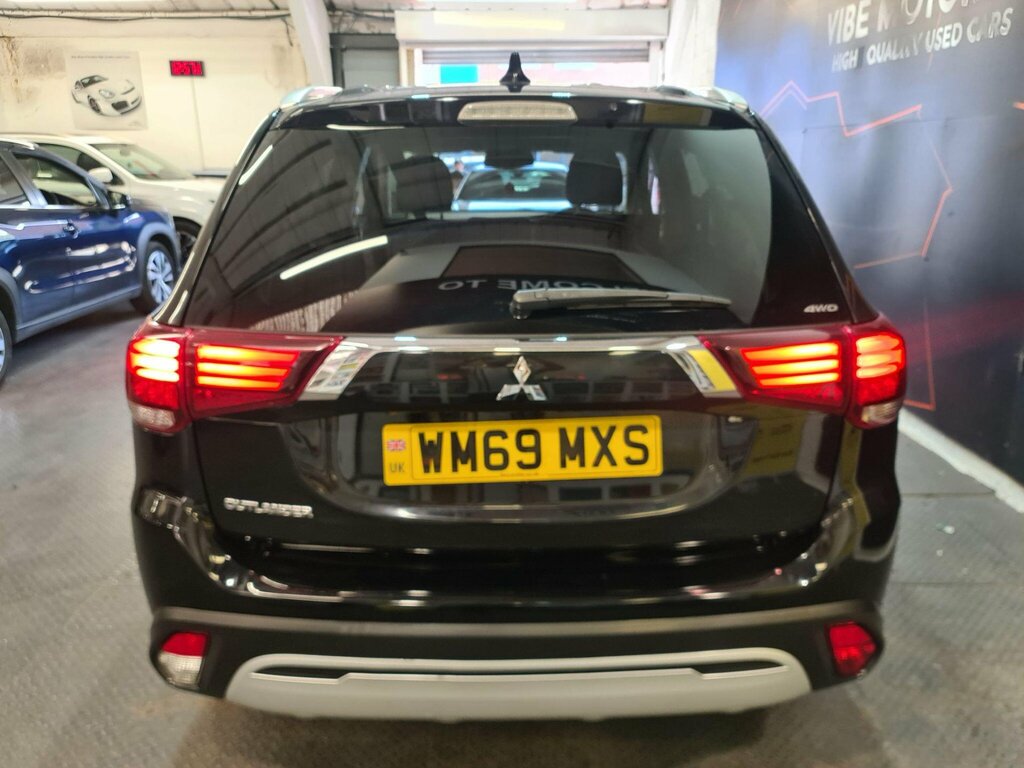 Mitsubishi Outlander 2.0 Mivec Design Cvt 4Wd Euro 6 Ss WM69MXS Black #6