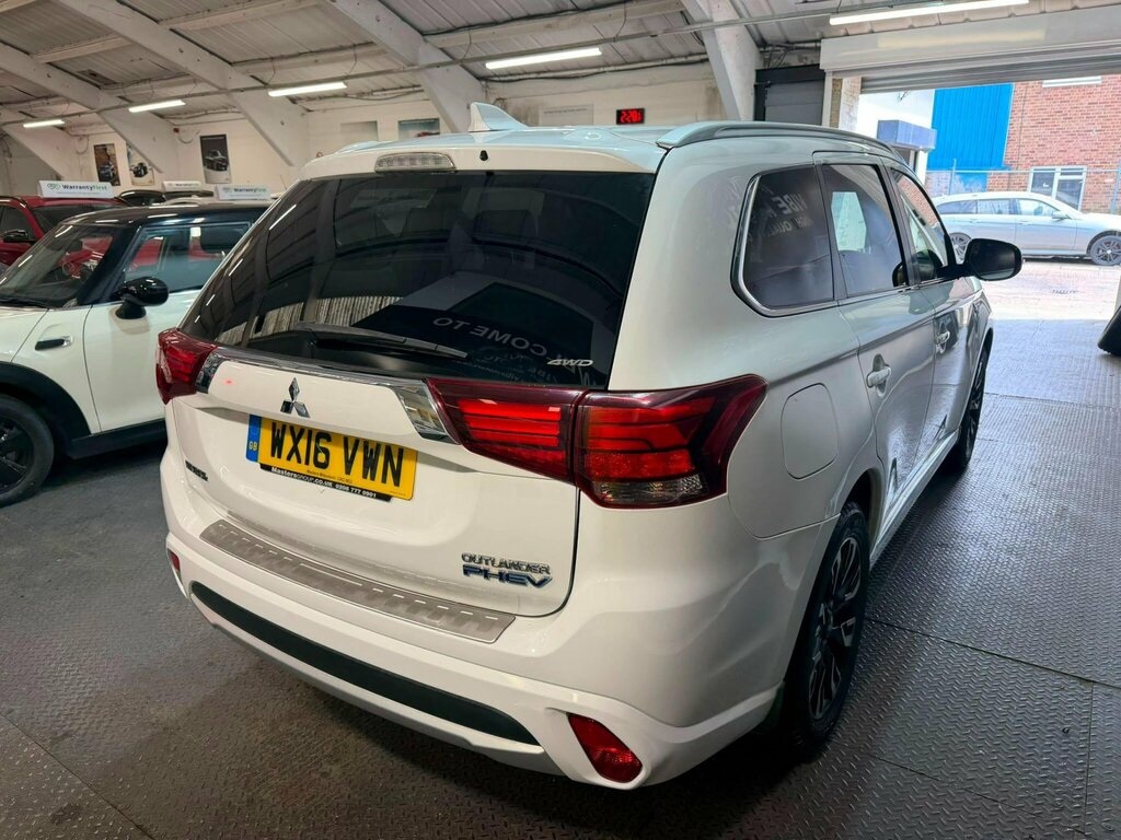 Mitsubishi Outlander Gx5h White #7