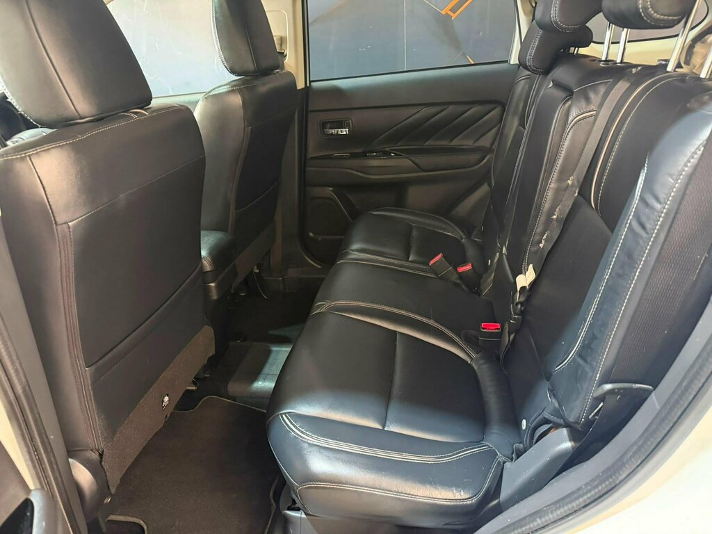 Mitsubishi Outlander Gx5h White #12