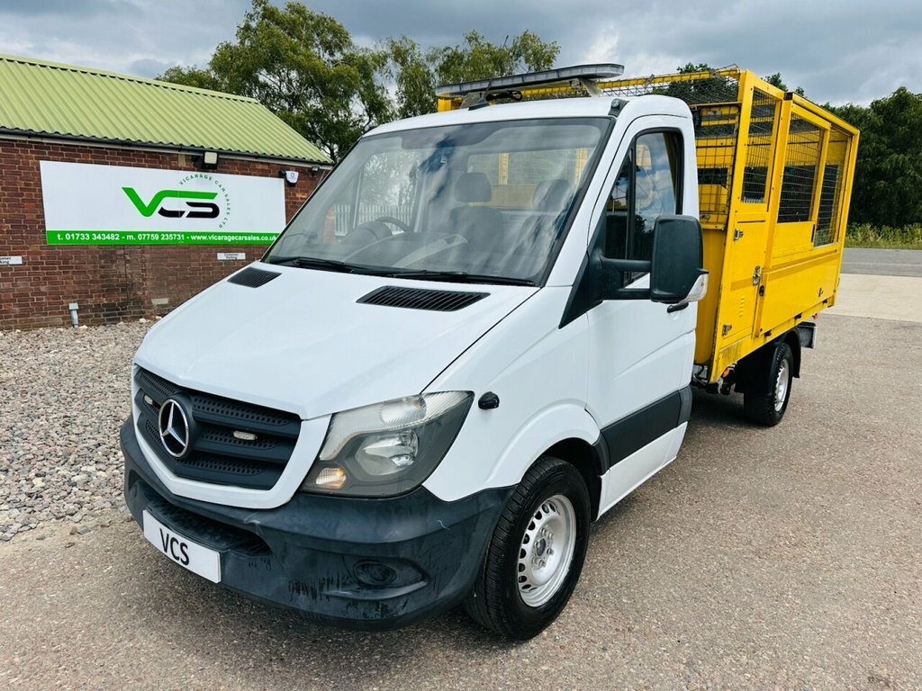 Mercedes-Benz Sprinter 2.1L Null White