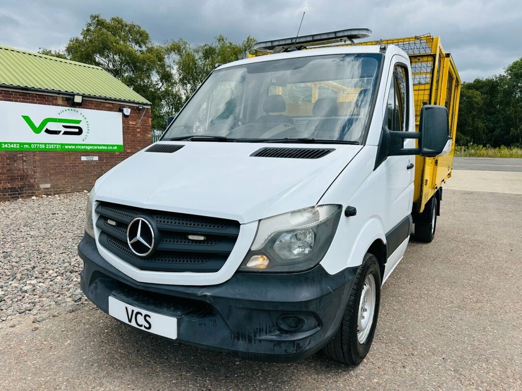 Mercedes-Benz Sprinter 2.1L Null KY19BJF White #2