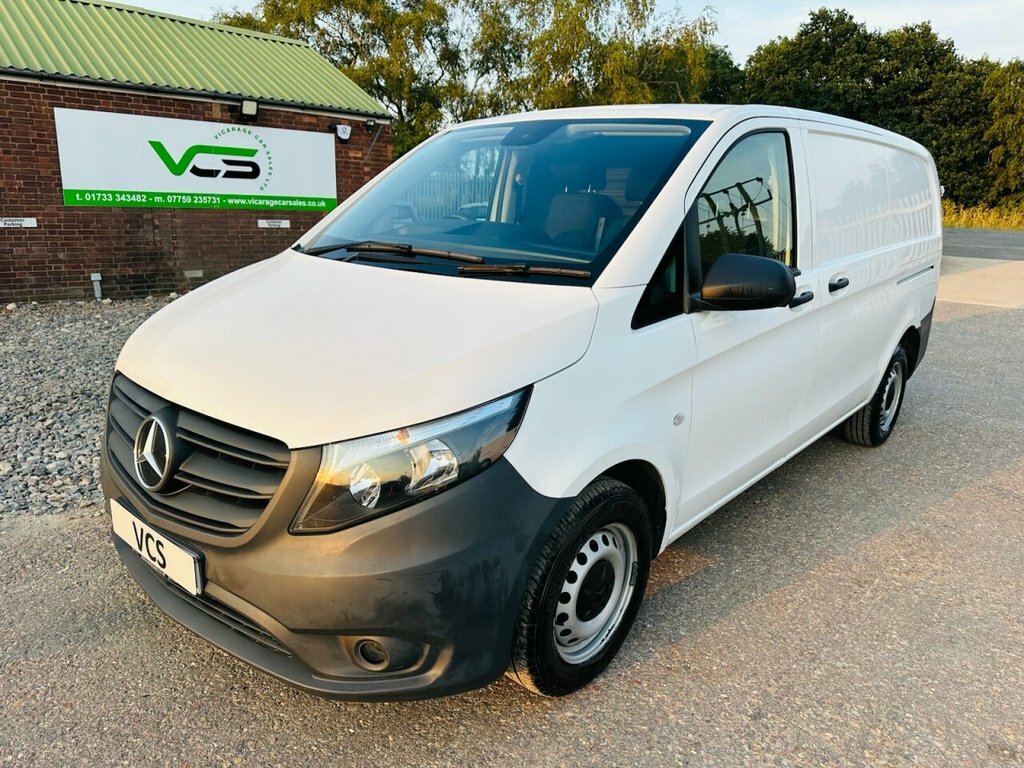 Mercedes-Benz Vito 1.7L Progressive White