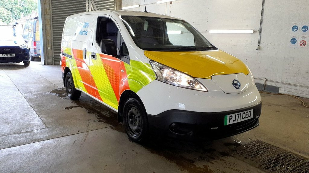 Nissan e-NV200 Mpv White