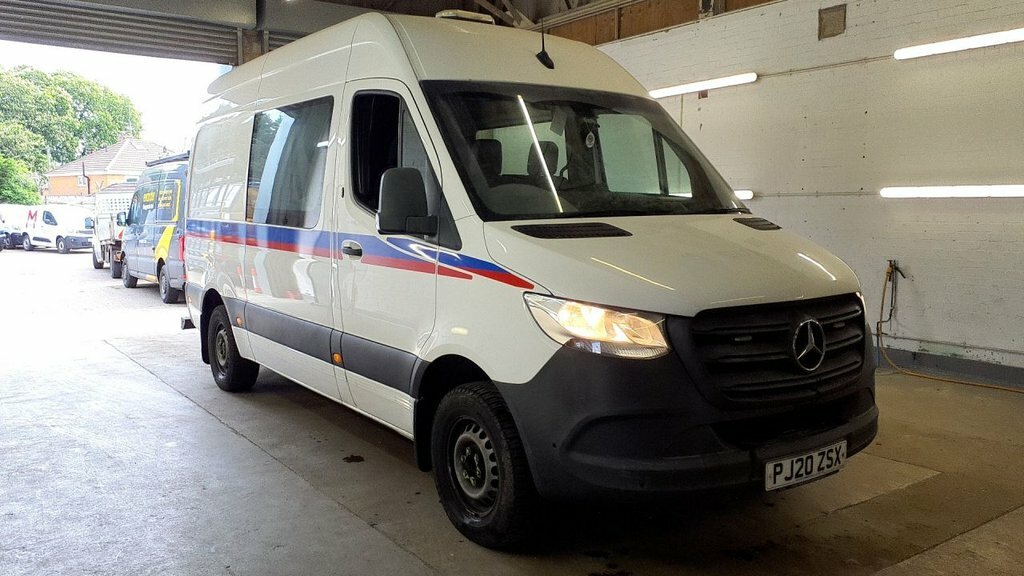 Mercedes-Benz Sprinter Diesel White #4