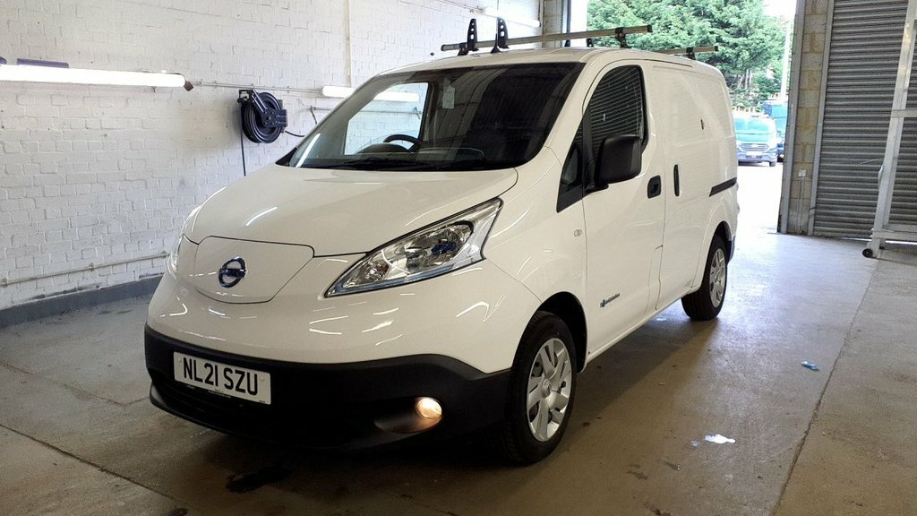 Nissan e-NV200 Mpv White #2
