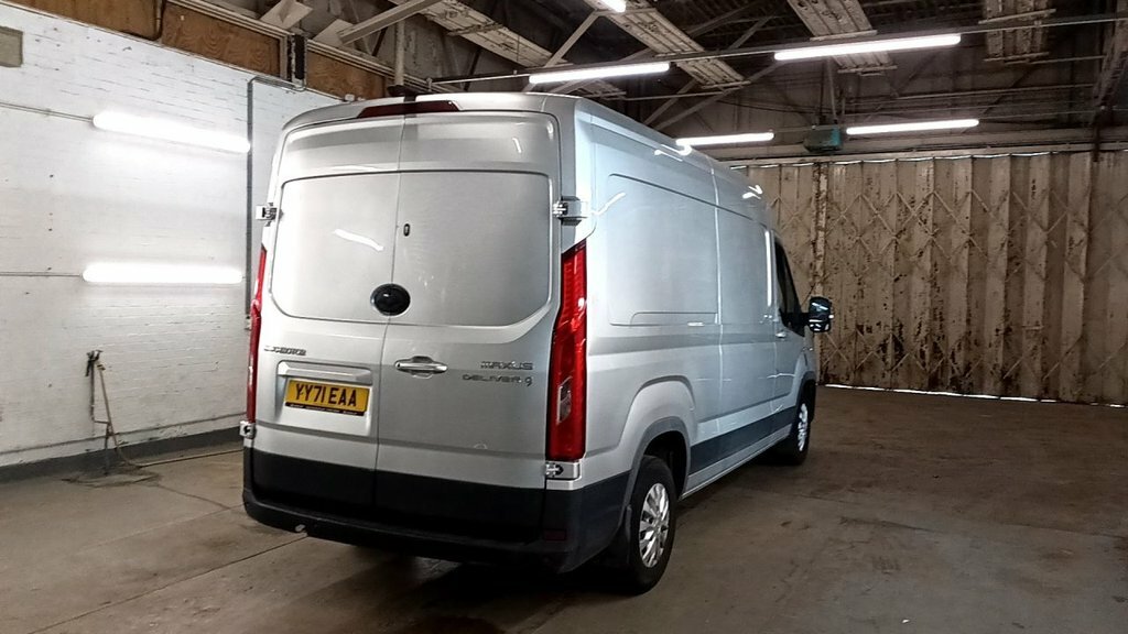 Maxus Deliver 9 2L Lux Silver #4