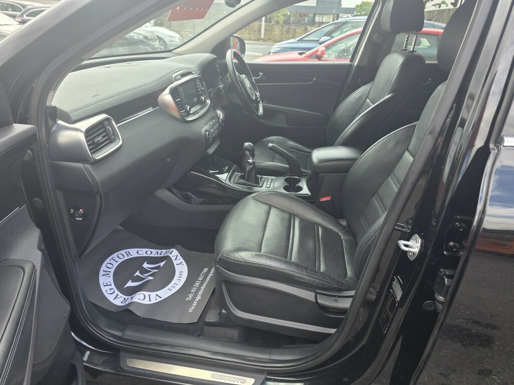 Kia Sorento Estate Crdi Black #9