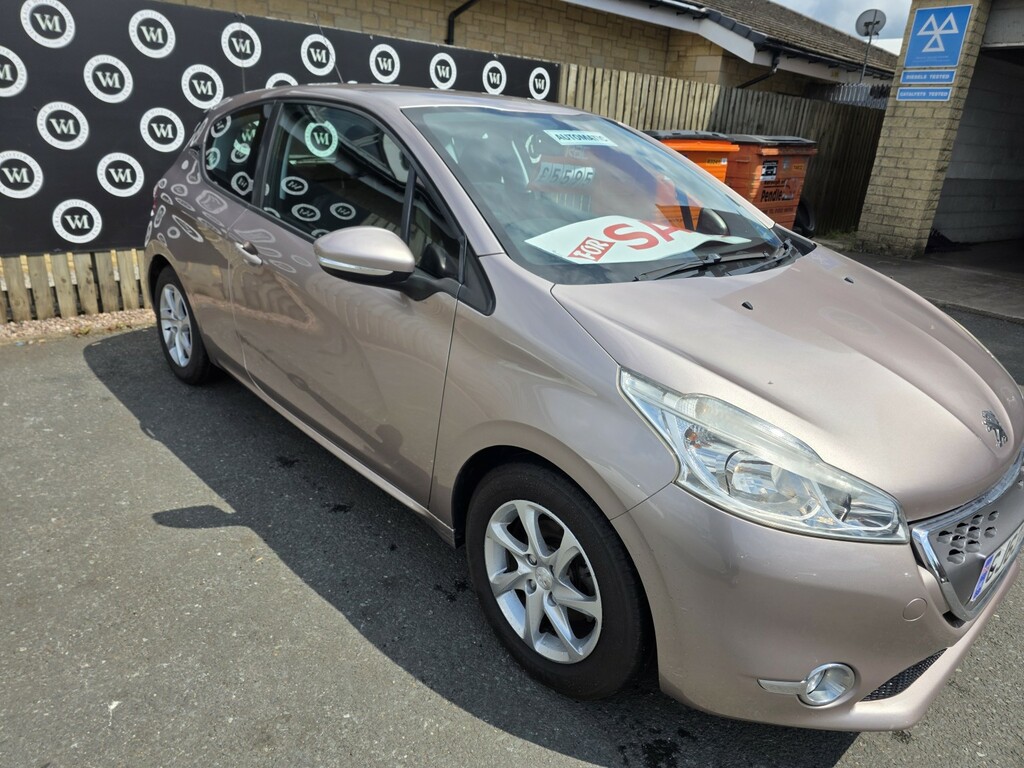 Peugeot 208 1.4 E-hdi Active Pink #2