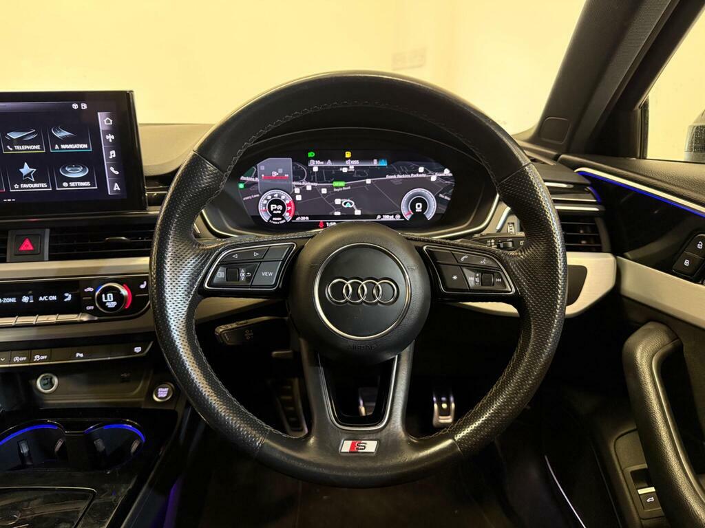 Audi A4 Avant Technik White #11