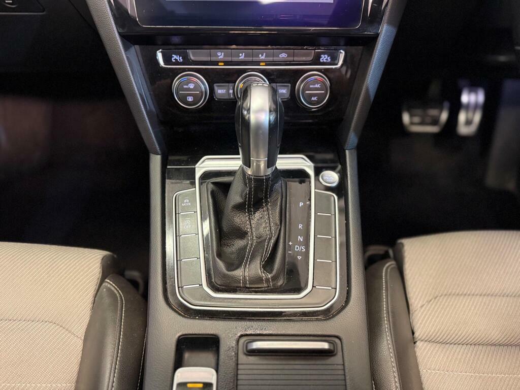 Volkswagen Passat Passat Gt Tdi Bluemotion Technology White #14