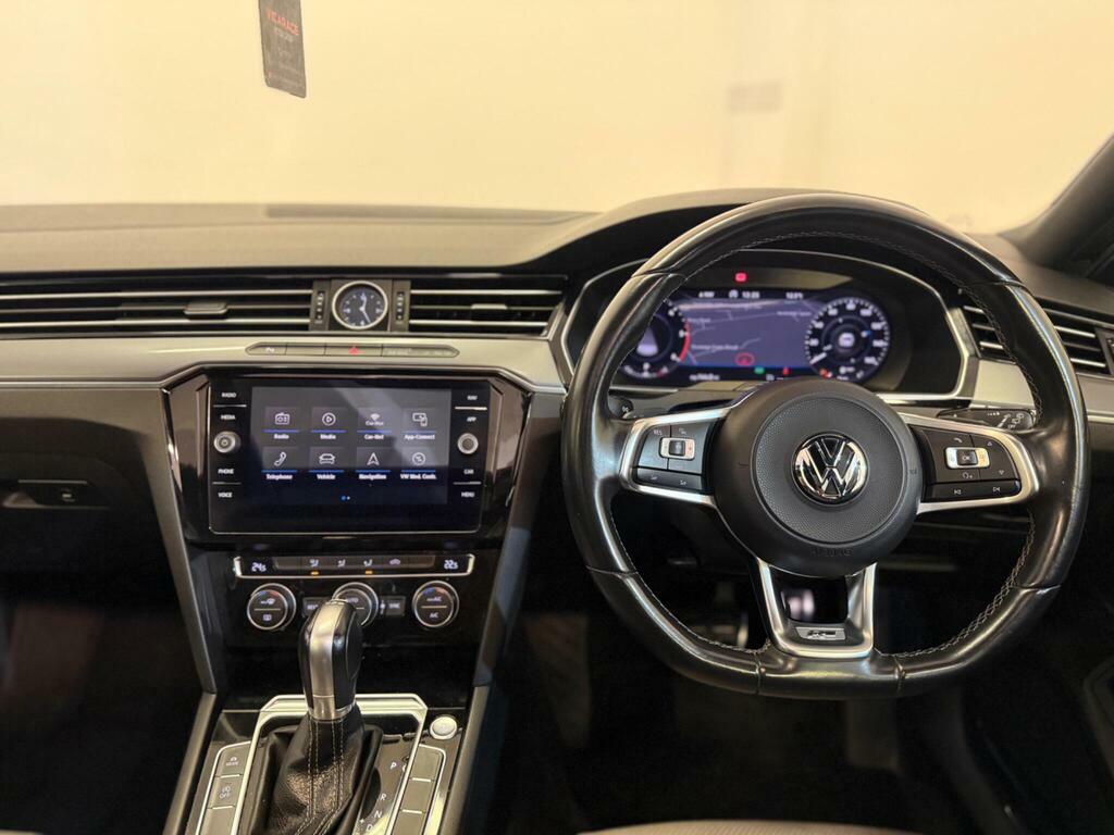 Volkswagen Passat Passat Gt Tdi Bluemotion Technology White #12
