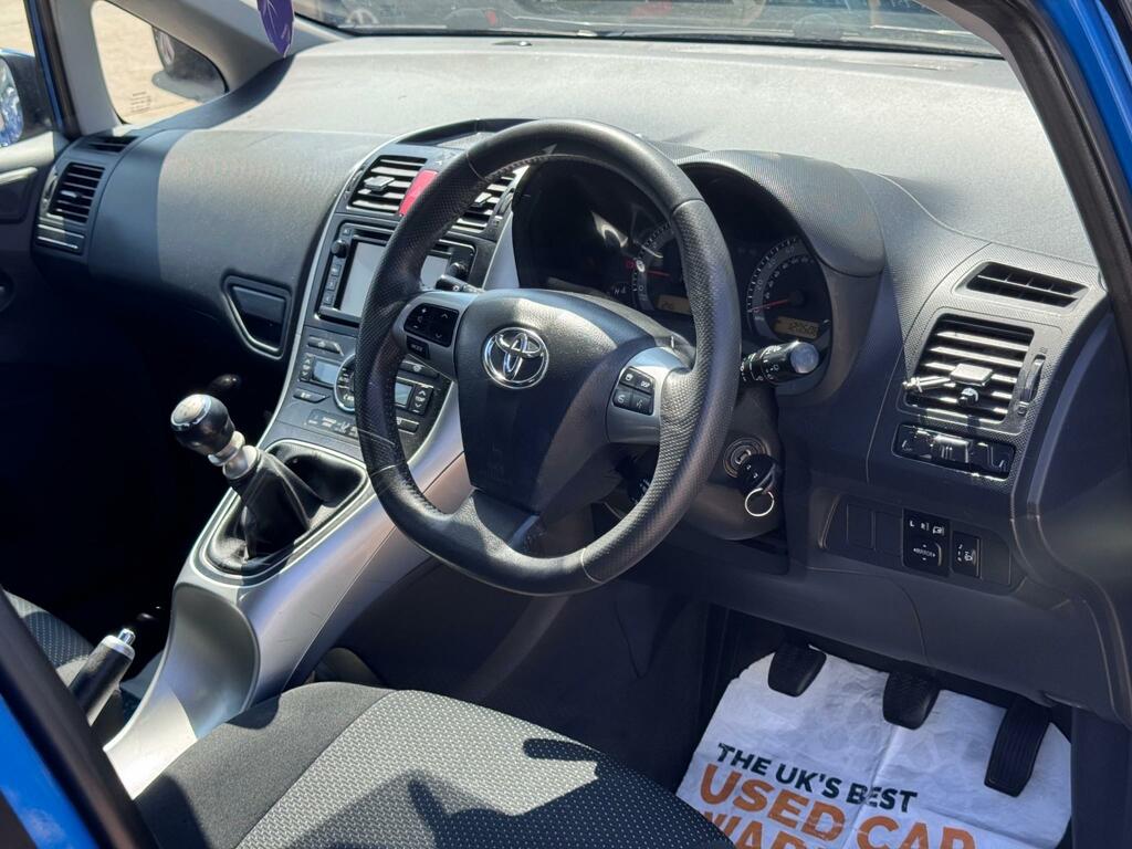 Toyota Auris Colour Collection Valvematic Blue #4