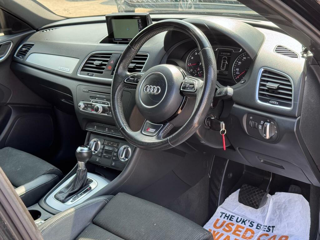 Audi Q3 S Line Tfsi Quattro Black #4