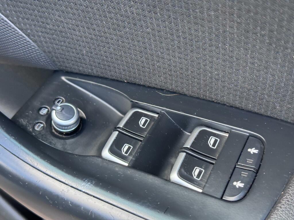 Audi Q3 Tdi Quattro S Line Black #12
