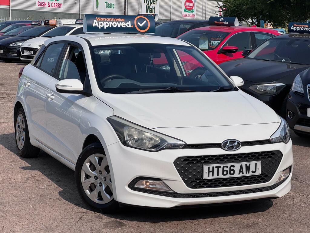 Hyundai I20 S Mpi White