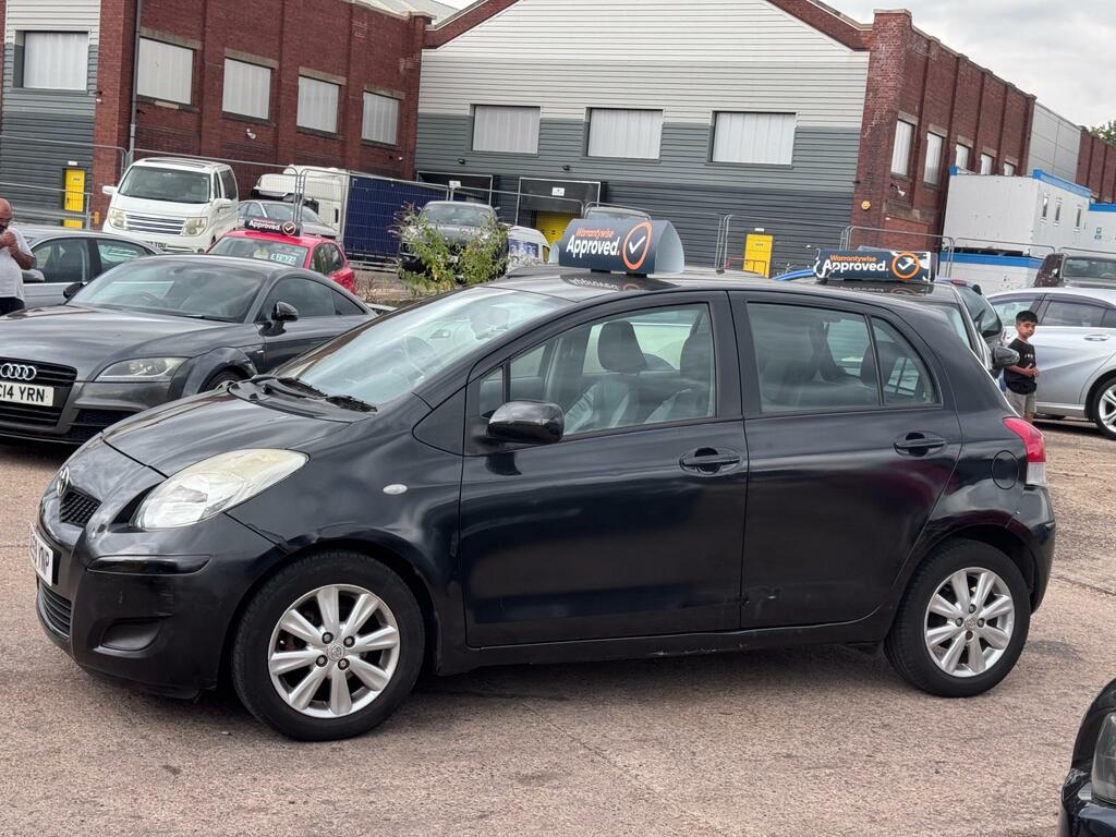 Toyota Yaris D-4d Tr Hatchback Red #7