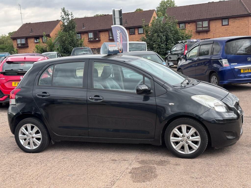 Toyota Yaris D-4d Tr Hatchback Red #5