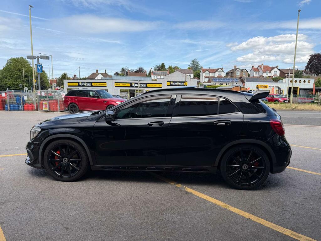 Mercedes-Benz GLA Class Amg Black #3