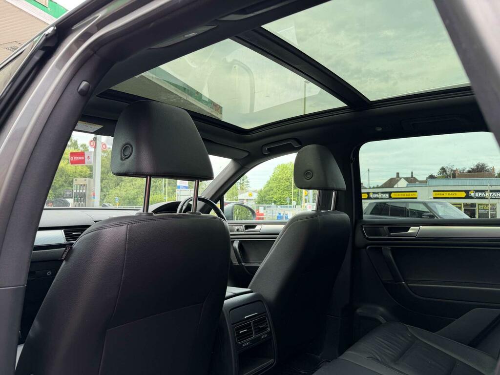 Volkswagen Touareg 3.0 V6 Tdi Bmt 262 R Line Plus Tip White #15