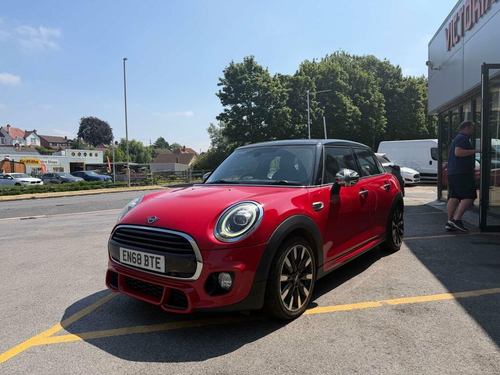 Mini Hatch 1.5 Cooper Sport Steptronic Euro 6 Ss EN68BTE Red #2