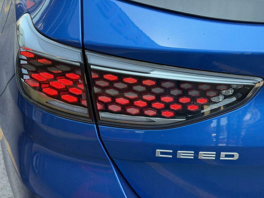 Kia Ceed Silver #31