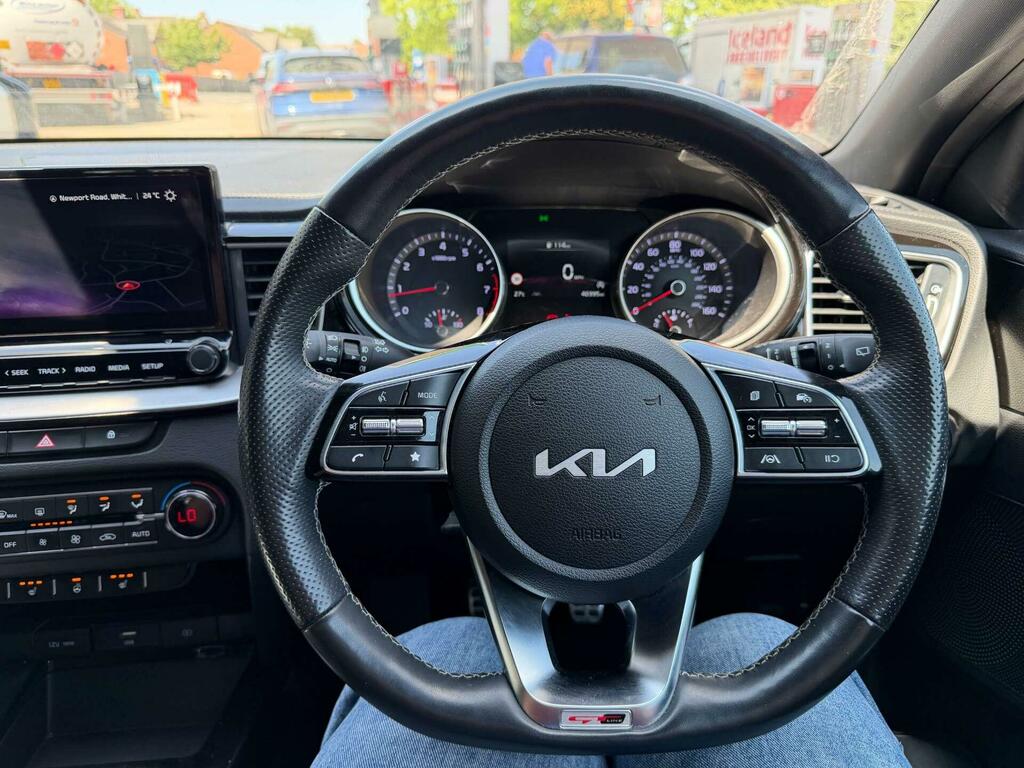 Kia Ceed Silver #24