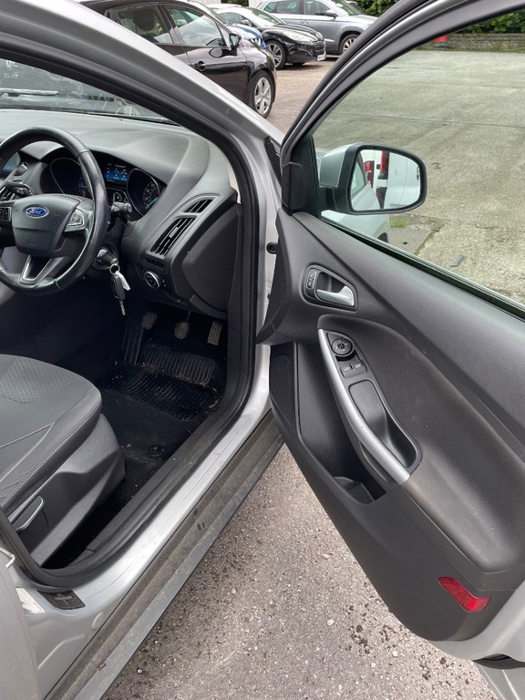 Ford Focus 1.5 Turbo Tdci, Zetec S Edition, 5Dr, White #9