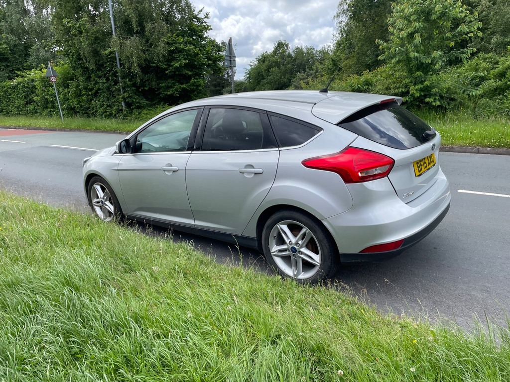 Ford Focus 1.5 Turbo Tdci, Zetec S Edition, 5Dr, White #3
