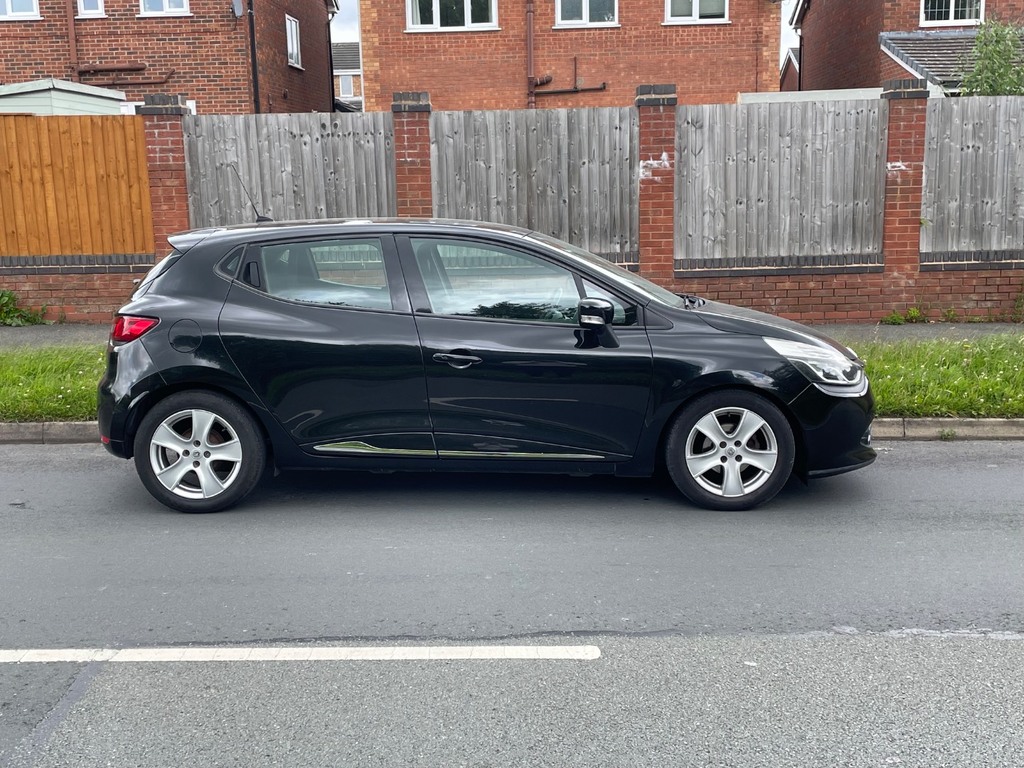 Renault Clio 1.2 16V Dynamique Medianav Black #6