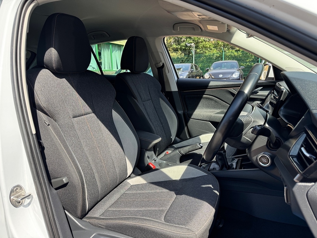 Skoda Scala Tsi Se L White #2