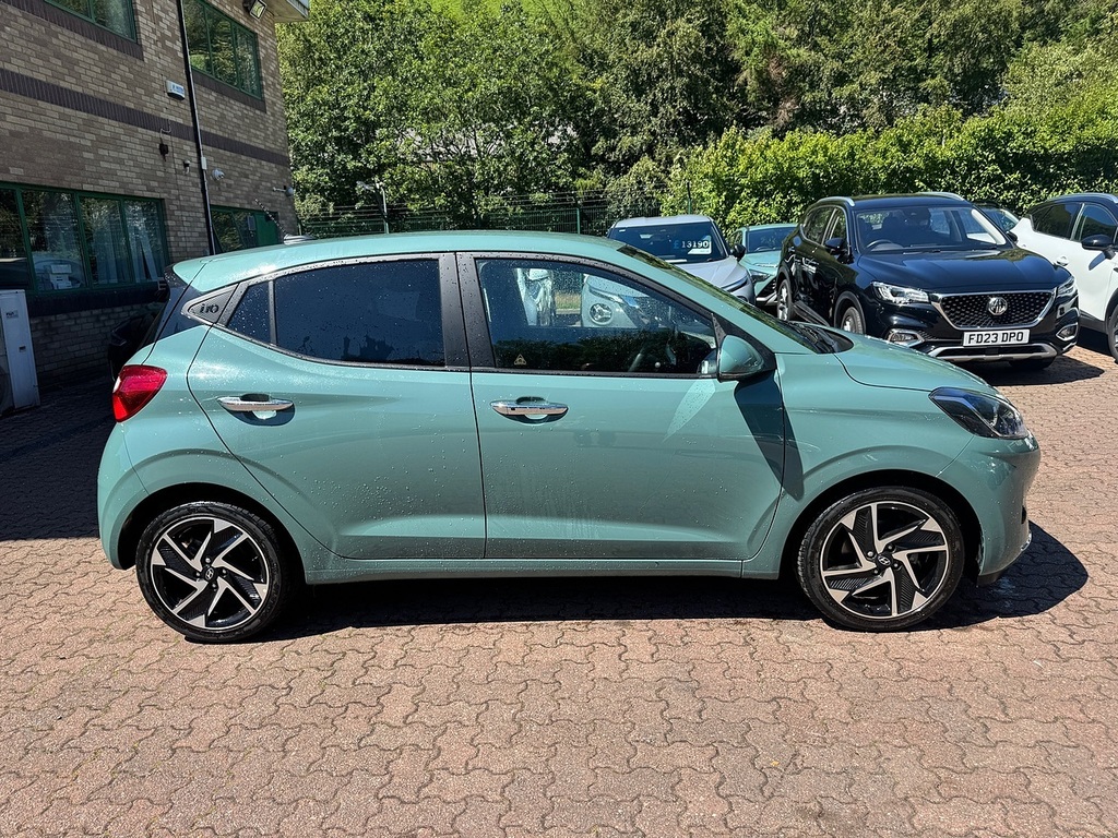 Hyundai I10 Premium Green #4