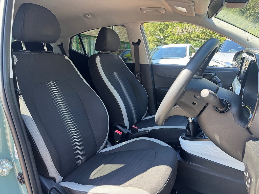 Hyundai I10 Premium Green #2